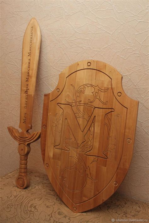 Pin by Jose Luis Martín González on Espadas | Wood carving art ...