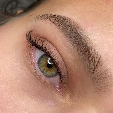 Модные ресницы - тренды с примерами • Журнал NAILS | Длинные густые ...