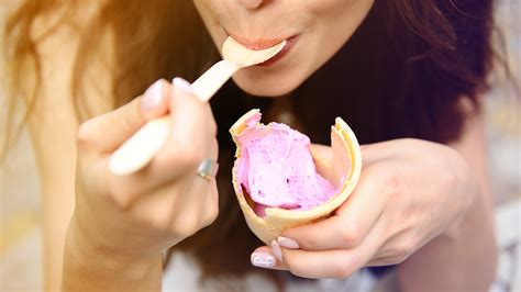 Tomar Ou Comer Sorvete - Comer Ou Tomar Sorvete - RETOEDU