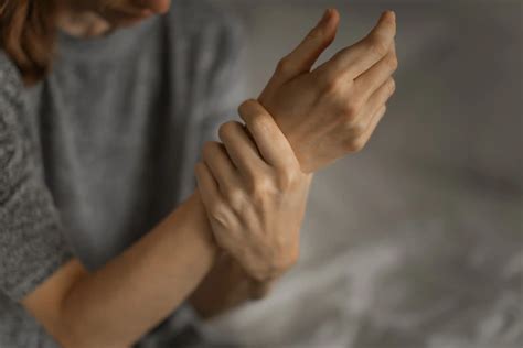 how to fix numb hands 9