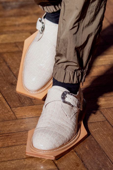 Обувь на мужских неделях моды осень–зима 2020/2021 | Mens footwear ...