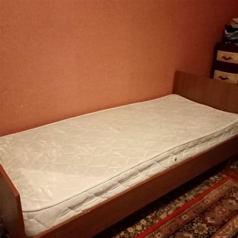 Кровать с матрацем – купить в Москве, цена 1 000 руб., продано 5 ...