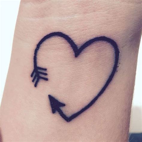 27+ Arrow Through Heart Tattoo - DilekDecklin