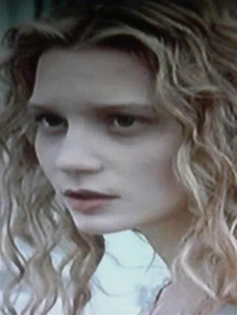 Alice - Mia Wasikowska Image (12780910) - Fanpop