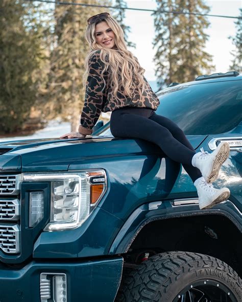 Samantha Ball (@sammyj24v) • Instagram photos and videos