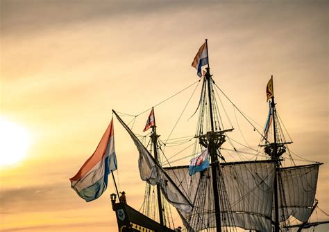 sejarah terbentuknya voc