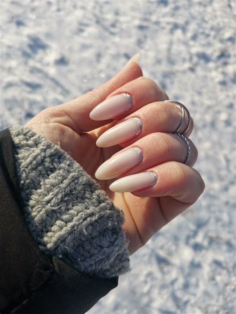 Ногтики миндаль нежные молочные нюд красивые Glitter French Nails ...