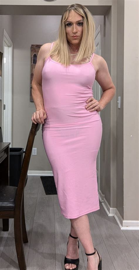Just a random night dressing up – Crossdresser Heaven
