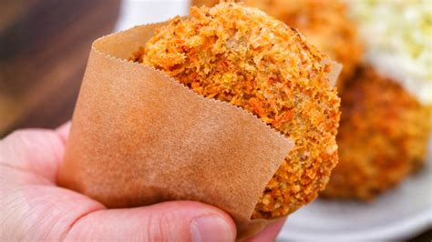 How to make golden Japanese korokke at home