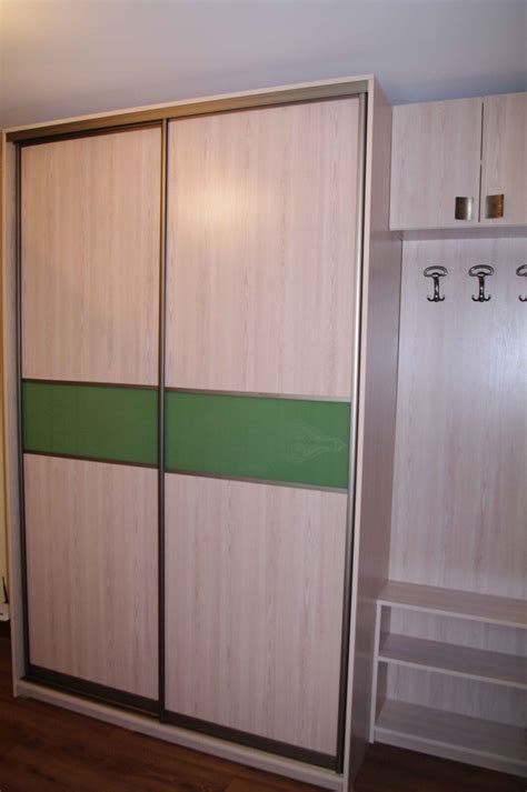 Шкаф купе с вешалкой в прихожую – wardrobe.com.ua