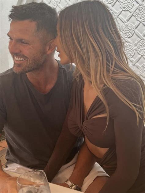 nadia bartels shows  boyfriend peter dugmore  instagram
