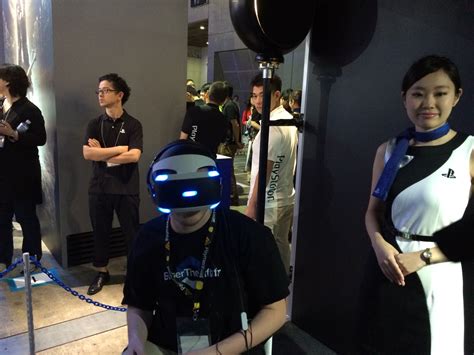 Inside Sony's Very, Very Japanese PlayStation VR Booth | WIRED