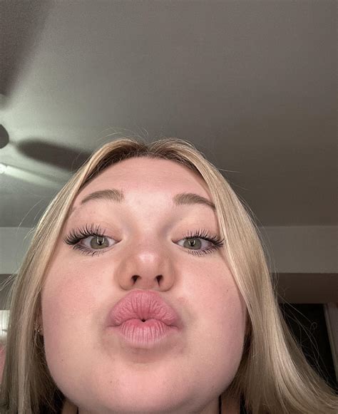 i just did my lashes 😂 : r/Faces