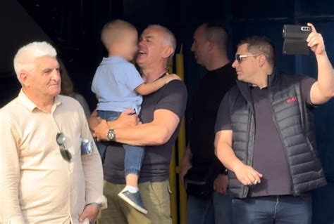 OSMEH NA LICU: Zvezdan Terzić sa unukom proslavio titulu OFK Beograda ...
