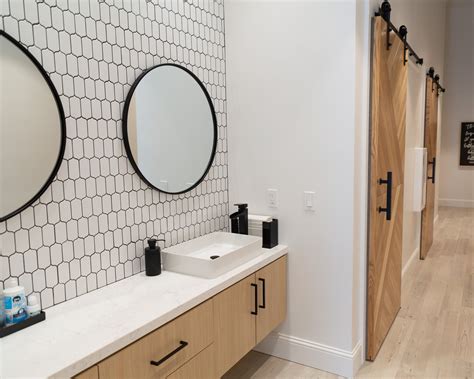 THE DO'S AND DON'TS OF CONTACT LENSES — Spectacle Optometry