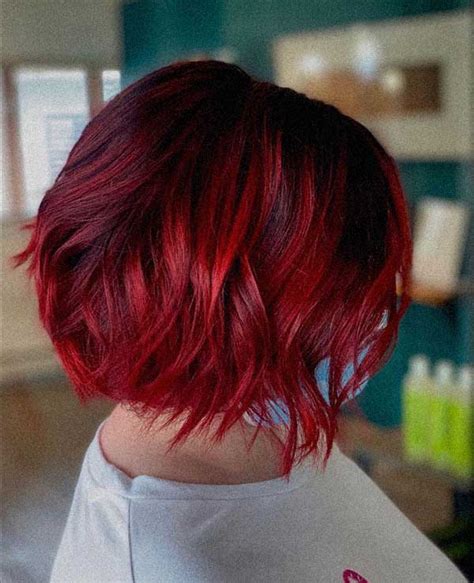 Cabelo Curto Feminino Vermelho - 27 Ideias de Corte de Cabelo Feminino Vermelho que Valorizam a Cor