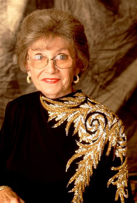 Estelle Getty's Husband Popped the Question at Their 1st Meeting — They