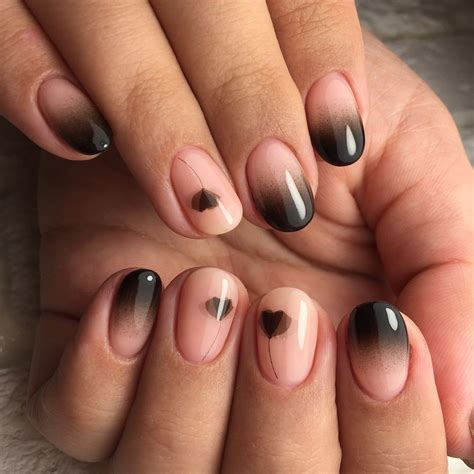 100 модных новинок: маникюр на короткие ногти 2019 - | Manicure, Simple ...