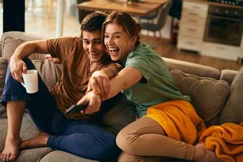 Catch-Up TV: Pause, Rewind, and Resume Your Favorite Shows | Geckonet