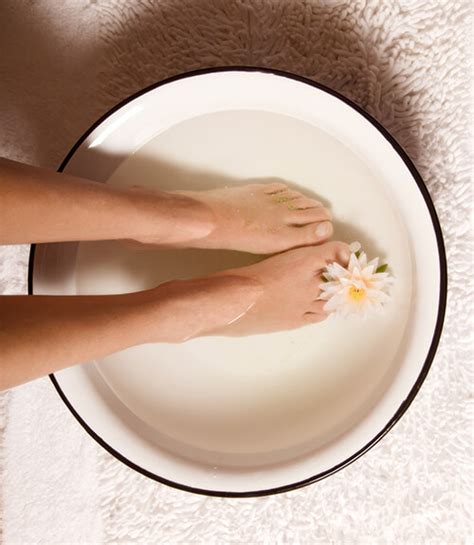 Foot Bath | The School of Aromatic Studies