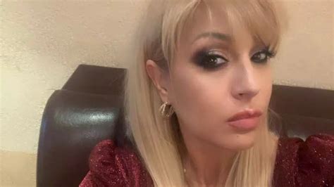 Никога няма да ѝ дадете тези години! Тони Дачева смая със снимки от ...
