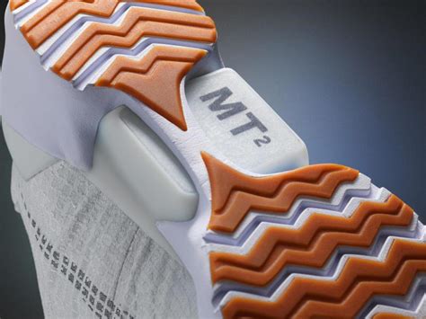 Nike все-таки выпустит самозашнуровывающиеся кроссовки