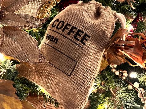 Columbia at Christmas Around the World