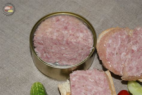 domowy wyrob   chleba  talerza konserwa turystyczna wgjackaw