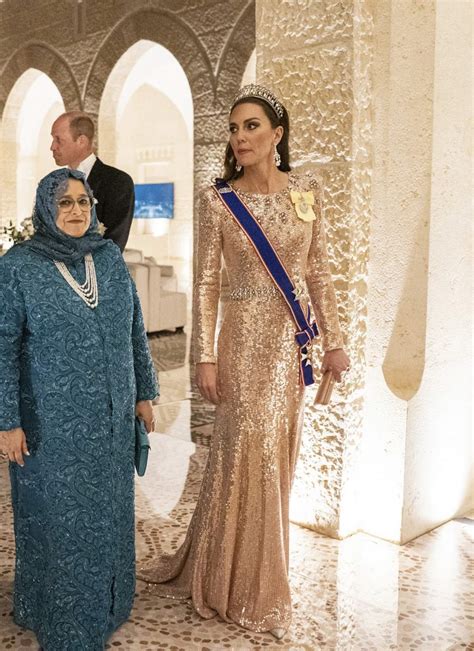 Kate Middleton se corona como la invitada más elegante con un imponente