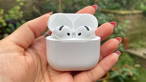 apple airpods   active noise cancellation