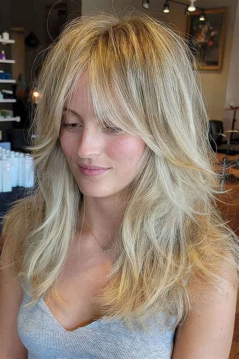30 Edgy And Trending Long Wolf Cut Ideas - Styleoholic