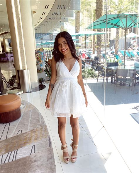 Leilani Green Pictures (280 Images)