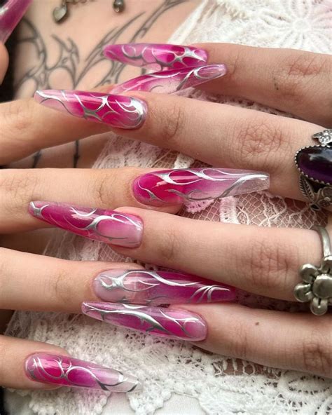 ШИНЕИЛС on Instagram: "Всем приветики в этом чатике #nails #nailssamui ...