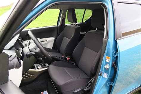 Suzuki Ignis - první svezní s novým miniaturním crossoverem - Aktuálně.cz