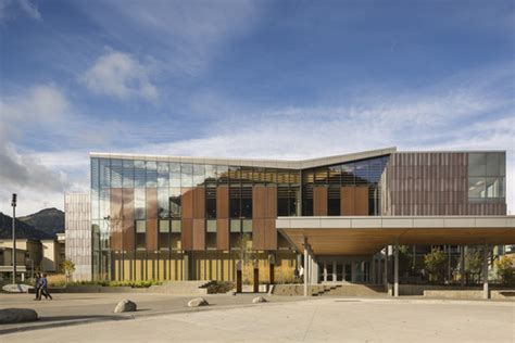 Alaska State Library Archives Museum / Hacker Architects | ArchDaily