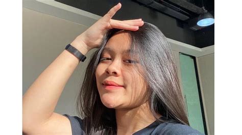 rumah panggung sederhana disorot  fakta meli pemenang lida