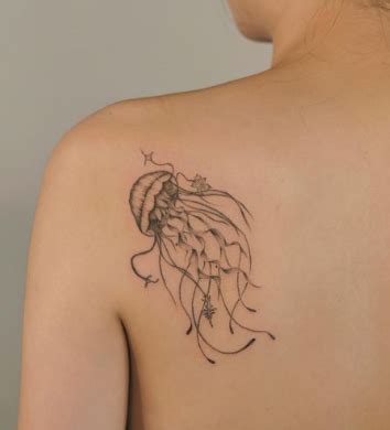 91 Back Shoulder Tattoo Designs Will Undoubtedly Make You Look ...