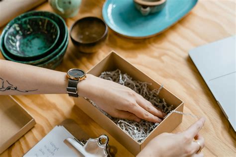8 Eco-friendly Packaging Materials for e-Commerce | Lussopack