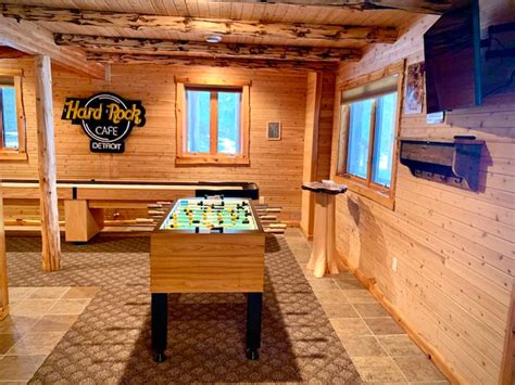 10 Best Luxury Cabins In Upper Peninsula of Michigan | Trip101