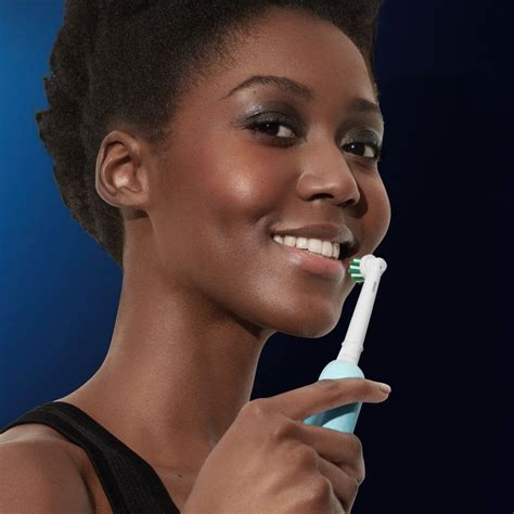 Oral-B Pro 1 DUO Eltandborste 2-pack - Eltandborstar | Kjell.com