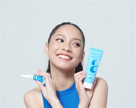 rekomendasi skincare sat set  kulit berminyak  berjerawat