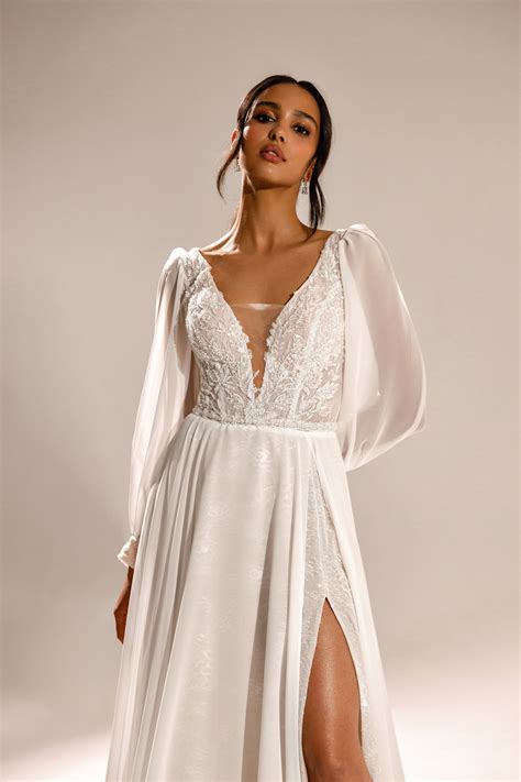 Loreto - wedding dresses