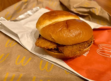 9 Spicy Chicken Sandwiches, Tasted & Ranked In 2024