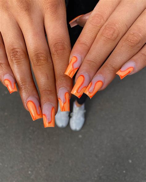 31 Trendy Summer Acrylic Nails - Kiwi & Plums