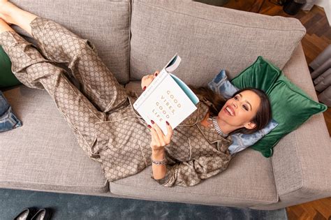 Good Vibes, Good Life | Sandra‘s Closet