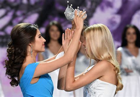 Russia 2018 - La sexy tifosa Natalya Nemchinova ha già vinto!