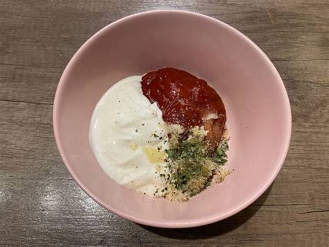 Ежики из фарша с рисом и подливкой на сковороде - пошаговый рецепт