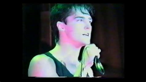 Юрий Шатунов - Клянусь /Концерт 1995 - YouTube