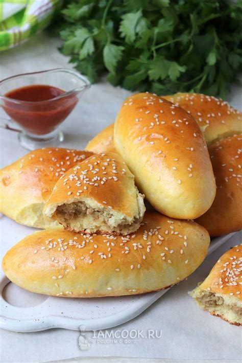 Пирожки с печенью и картошкой в духовке — рецепт с фото | Food and ...