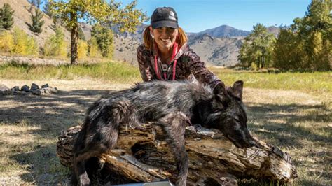 Californian Moves To Wyoming, Embraces Wyoming, Loves Wyoming | Cowboy
